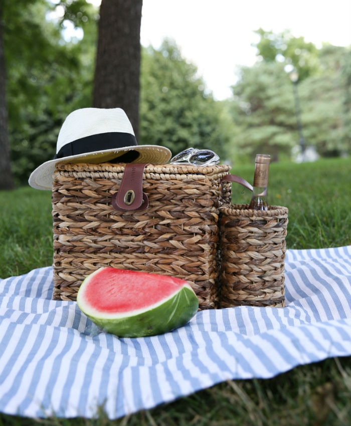 the perfect picnic basket